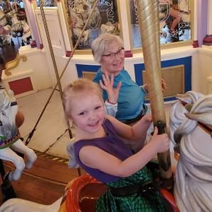 Meet your Posher, Diane